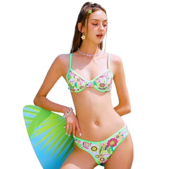 Push Up Bikini Swimsuit in Floral Print Medium - Picture 2 of 6